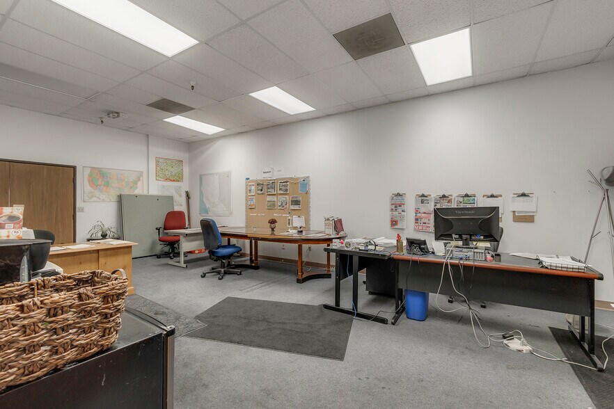 More Photos Of 400 E Park Ave, Chico Office For Sale