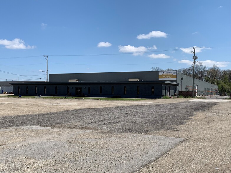 Primary Photo Of 1631 W Bristol St, Elkhart Warehouse For Lease