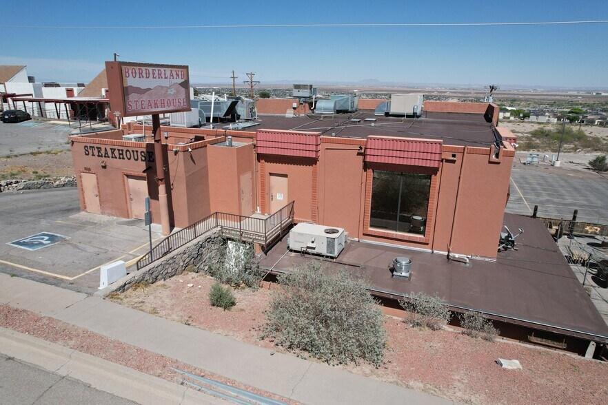 More Photos Of 7600 Alabama St, El Paso Restaurant For Sale