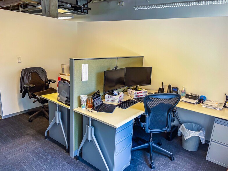 More Photos Of 500 S Dixie Hwy, Coral Gables Office For Lease