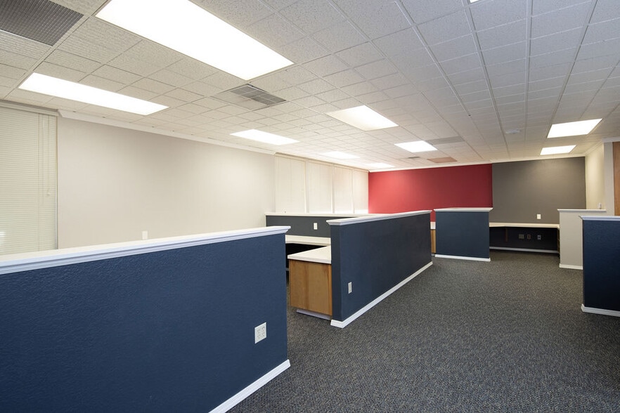 More Photos Of 1207 13th St, Modesto Office For Lease