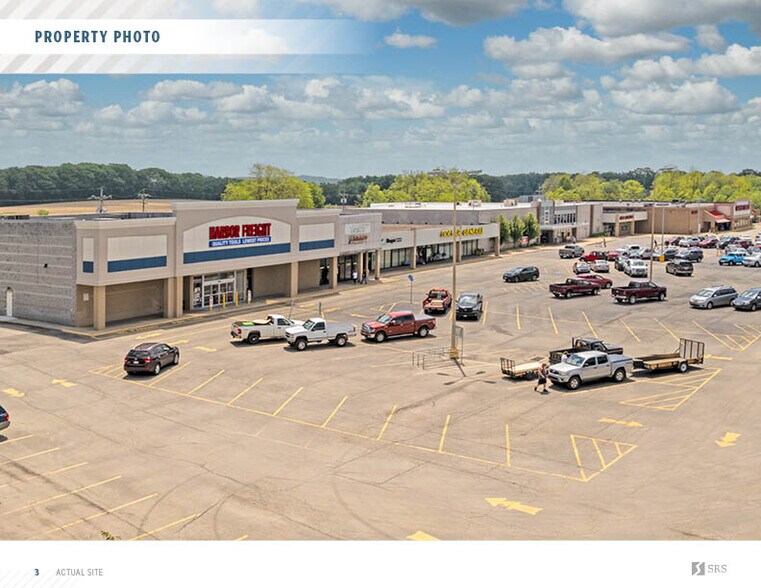 More Photos Of 1606 N Center Ave, Somerset Supermarket For Sale