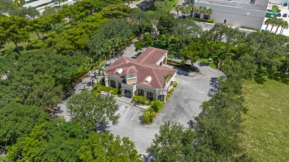 More Photos Of 10500 Miramar Pky, Miramar Bank For Sale