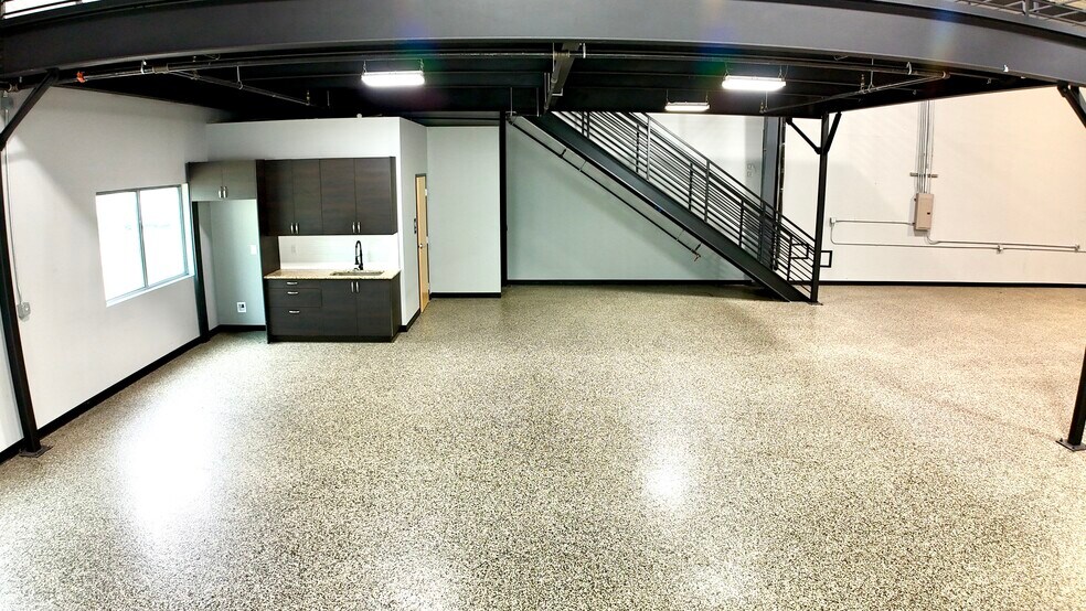 More Photos Of 7637 FM 3009, Schertz Light Distribution For Sale