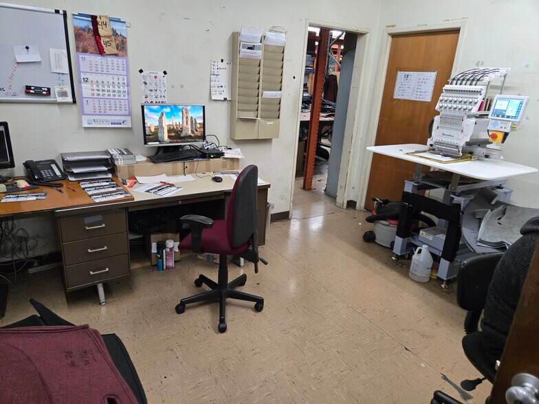 More Photos Of 1122 S Alvarado St, Los Angeles Warehouse For Lease