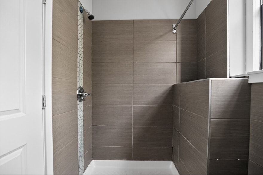 More Photos Of 5400 Walnut St, Philadelphia Apartments For Sale
