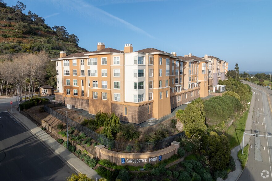 More Photos Of 1 Crescent Way, San Francisco Apartments For Lease