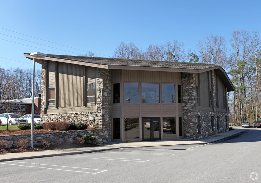 Primary Photo Of 1091 Hendersonville Rd, Asheville Medical For Lease