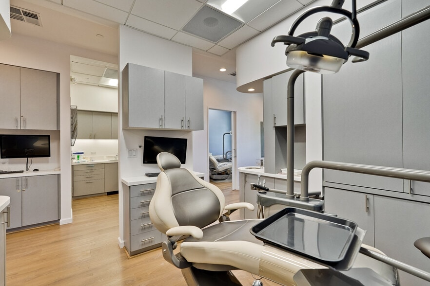 More Photos Of 1569 Lexann Ave, San Jose Medical For Sale