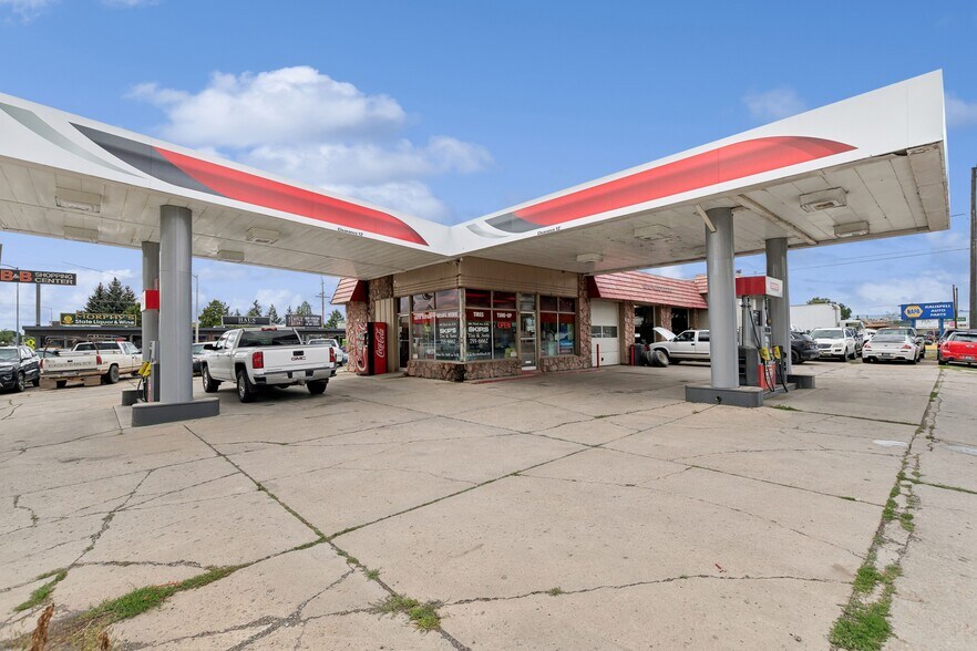 Primary Photo Of 196 3rd Avenue East N, Kalispell Service Station For Sale