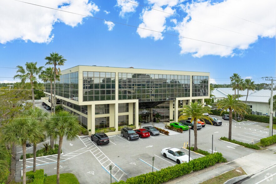 Primary Photo Of 631 US Highway 1, North Palm Beach Office For Sale