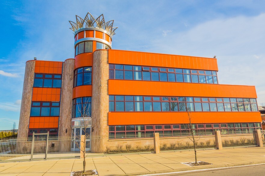 Primary Photo Of 625 N Sacramento Blvd, Chicago Warehouse For Lease