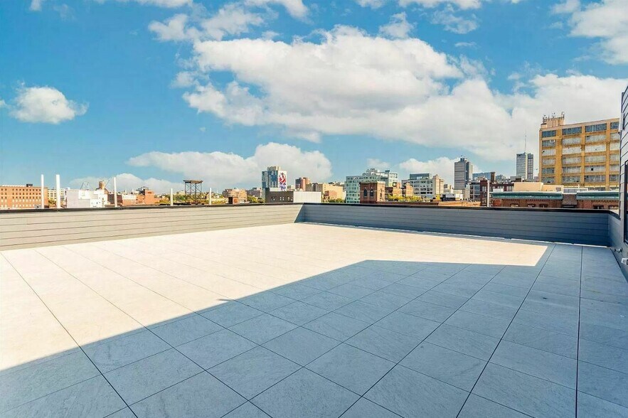 More Photos Of 500 N 13th St, Philadelphia Multifamily For Sale