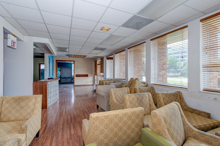 More Photos Of 909 15th St, Augusta Medical For Sale