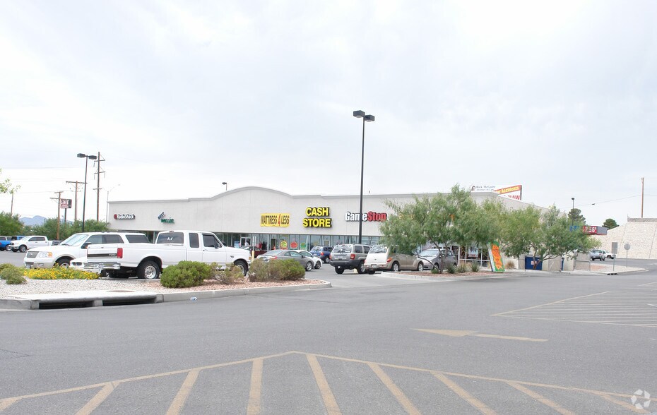 More Photos Of 10705 Gateway West Blvd, El Paso Freestanding For Lease