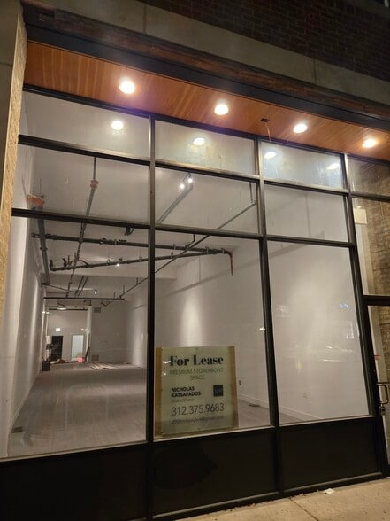 More Photos Of 2909 N Milwaukee Ave, Chicago Storefront Retail Residential For Lease