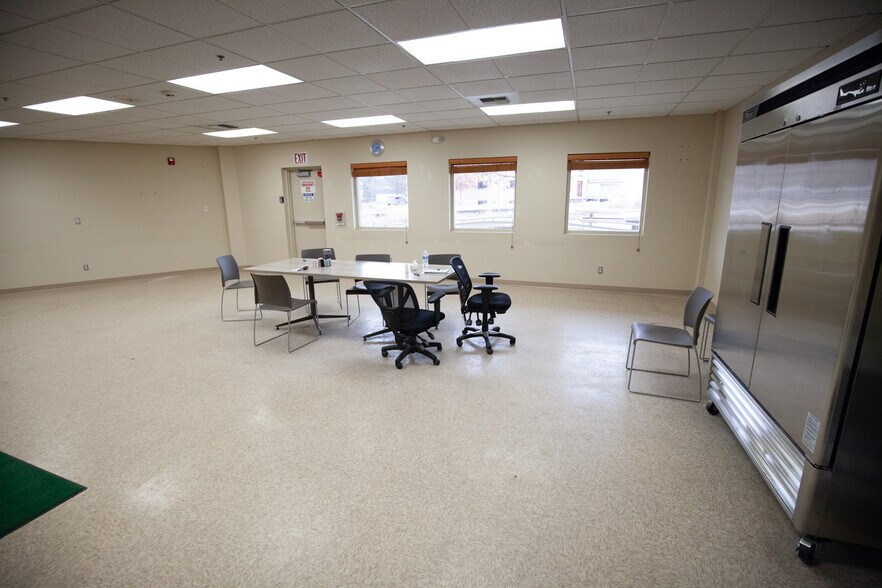 More Photos Of 1001 S 3rd St W, Missoula Manufacturing For Sale