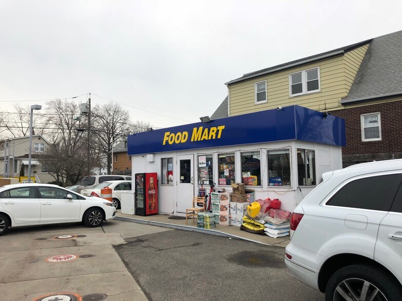 More Photos Of 95 US-46, Little Ferry Service Station For Sale