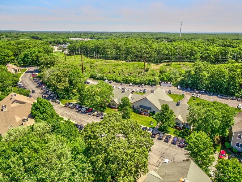 More Photos Of 1130 Ten Rod Rd, North Kingstown Medical For Sale