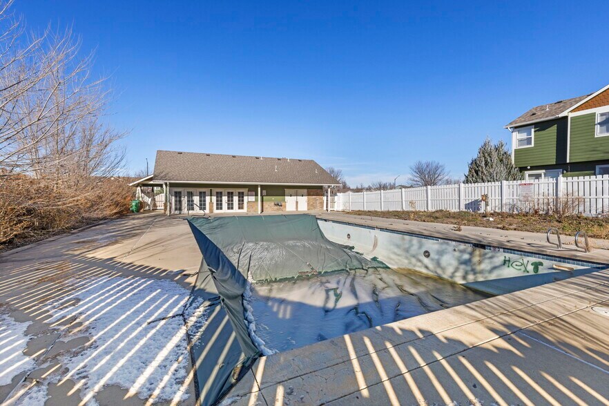 More Photos Of 800 Waterglen Dr, Fort Collins Freestanding For Sale