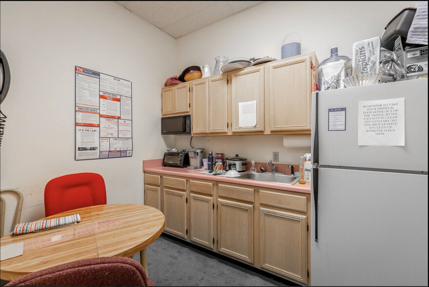 More Photos Of 2200A Hamilton Place Blvd, Chattanooga Storefront Retail Office For Lease