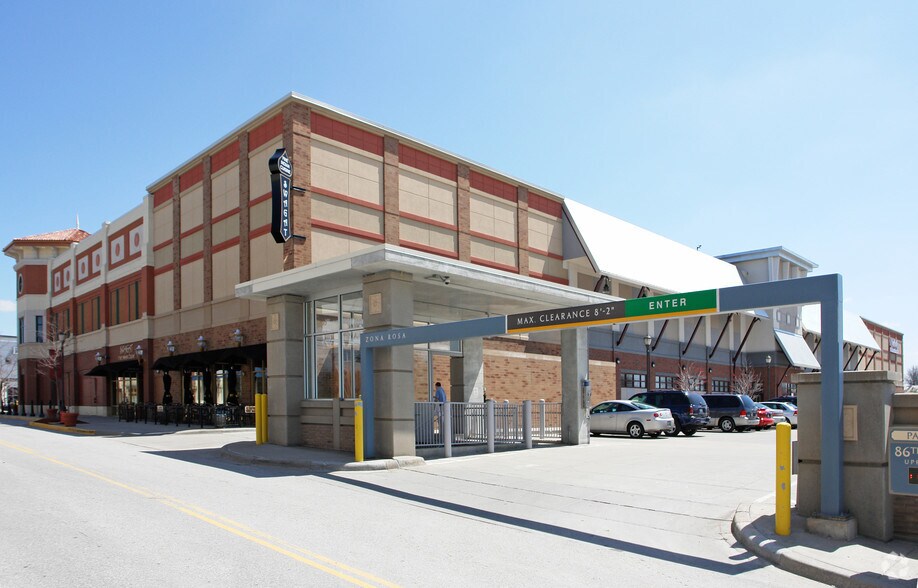 More Photos Of 7200 NW 86th St, Kansas City Unknown For Lease