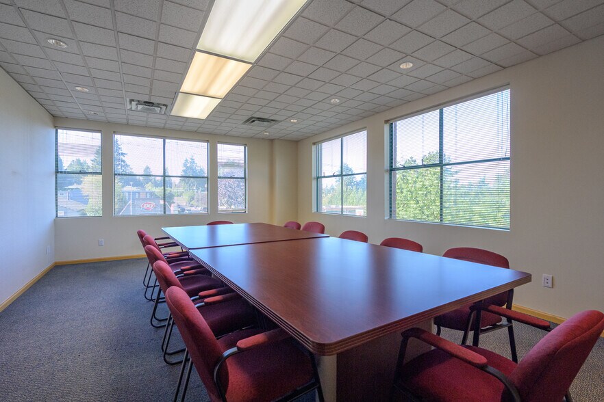 More Photos Of 1530 56th St, Delta Office For Lease