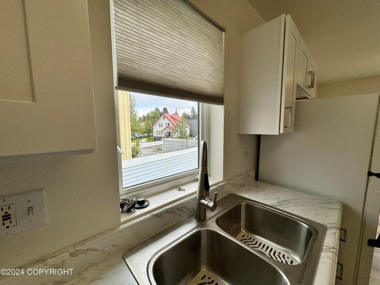 More Photos Of 22 S Sing Lee Aly, Petersburg Apartments For Sale