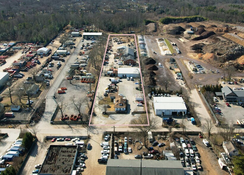 More Photos Of 8223-8225 Baltimore Annapolis Blvd, Pasadena Warehouse For Lease