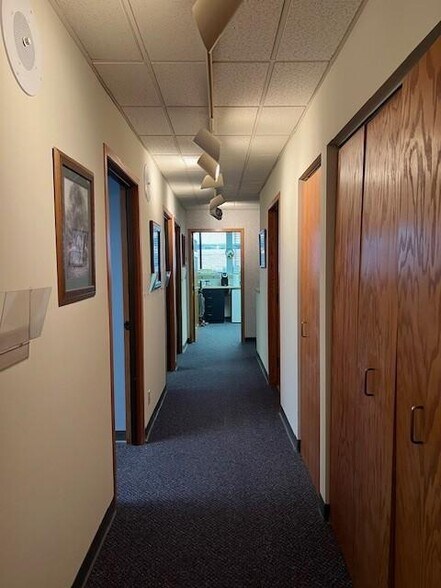 More Photos Of 1521 Northway Dr, Saint Cloud Medical For Sale