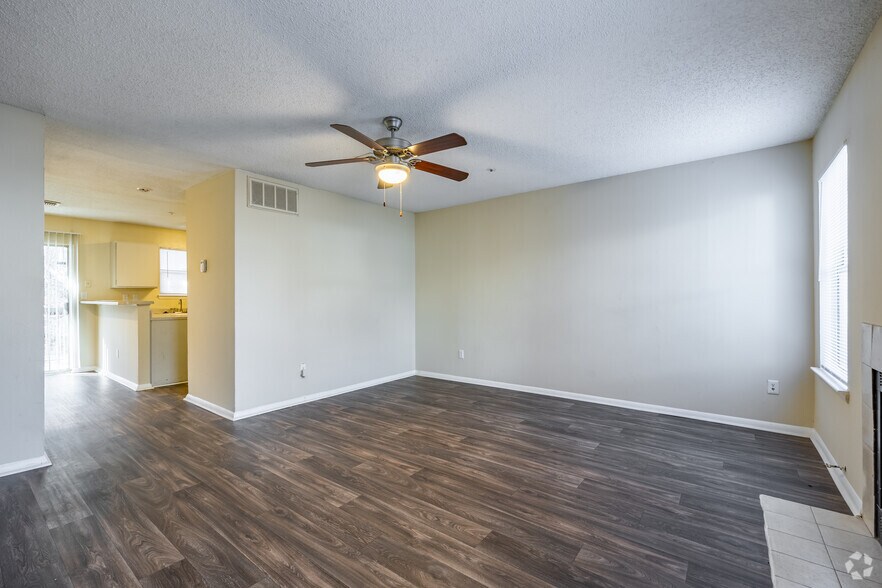 More Photos Of 5816 Covington Hwy, Decatur Apartments For Sale
