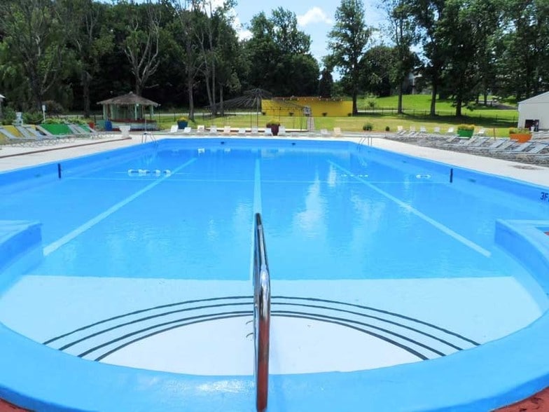 More Photos Of 400 Granite Rd, Kerhonkson Hotel For Sale