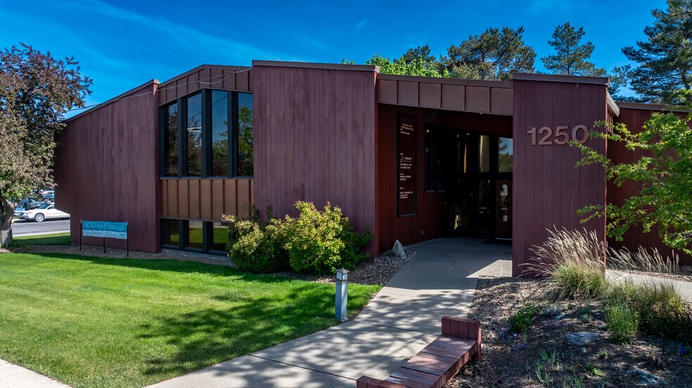 More Photos Of 1250 Burns Way, Kalispell Medical For Lease