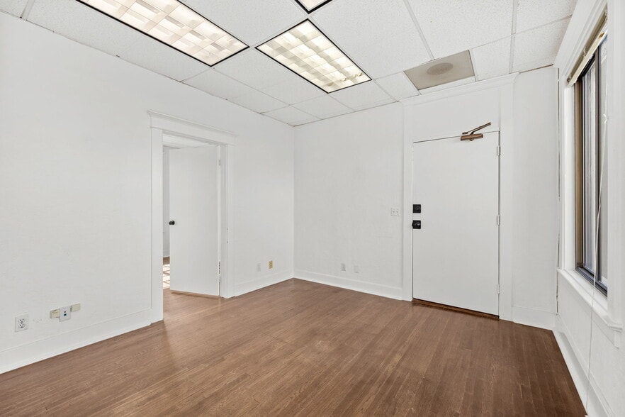 More Photos Of 602-616 Santa Monica Blvd, Santa Monica Loft Creative Space For Lease