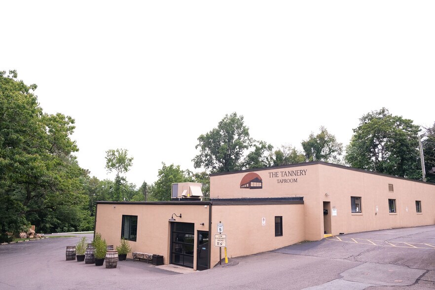 More Photos Of 19 W College Ave, Yardley Unknown For Lease