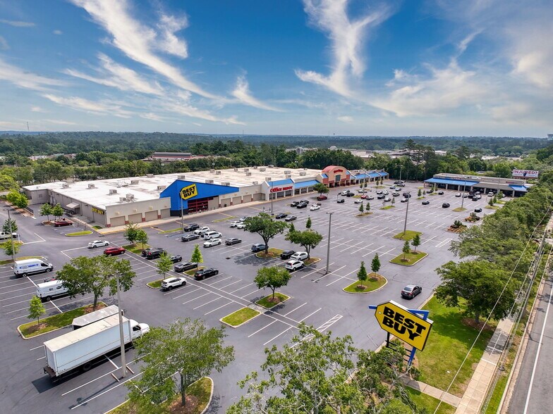 Primary Photo Of 1400-1480 Apalachee Pky, Tallahassee Unknown For Lease