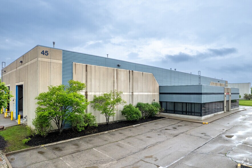 Primary Photo Of 45 Moyal Ct, Concord Manufacturing For Lease