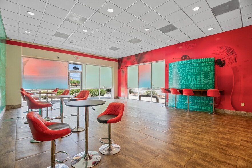 More Photos Of 6338 Old Pearsall Rd, San Antonio Storefront For Lease