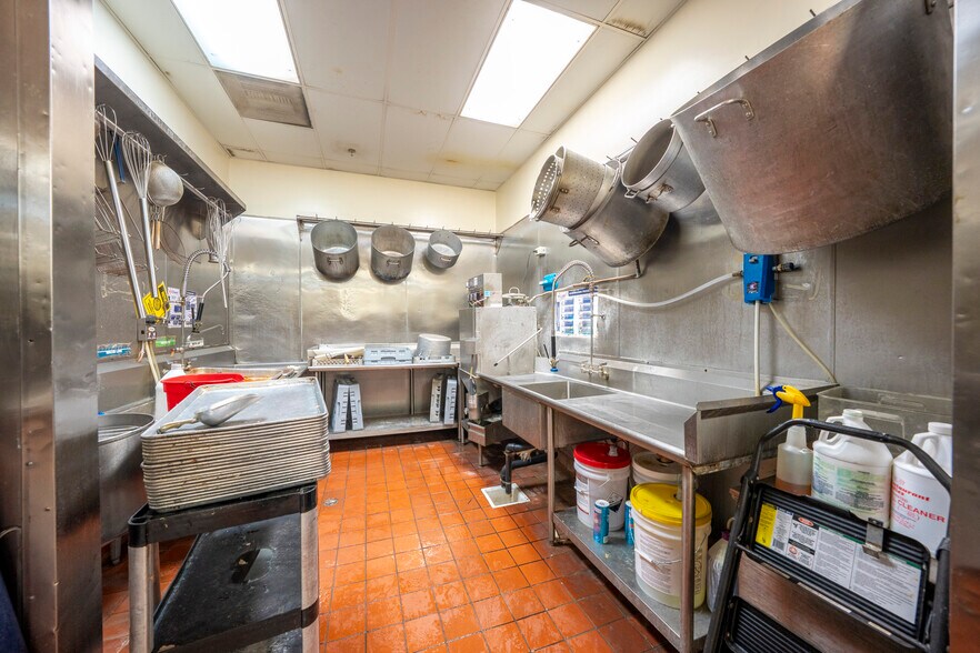 More Photos Of 429 S Palm Ave, Alhambra Food Processing For Sale