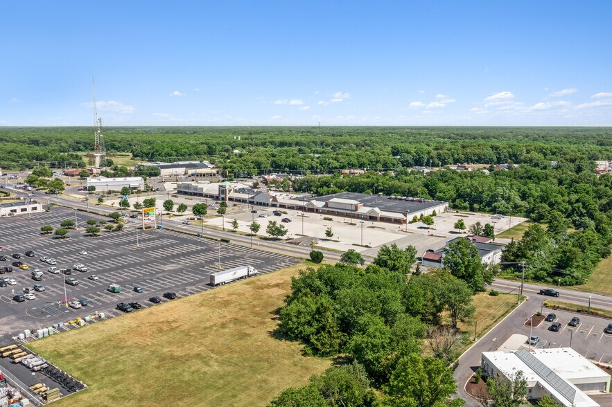 More Photos Of 15 Cornwell Dr, Bridgeton Unknown For Lease