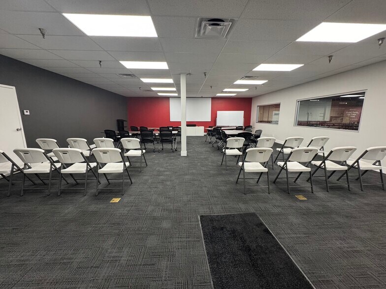 More Photos Of 240 E Rosecrans Ave, Gardena Manufacturing For Sale