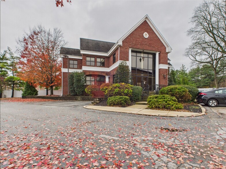 Primary Photo Of 1314 W Chester Pike, West Chester Office For Lease