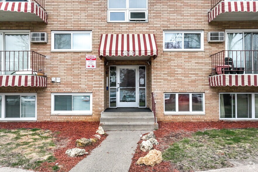 More Photos Of 5209 Xerxes Ave N, Minneapolis Apartments For Sale