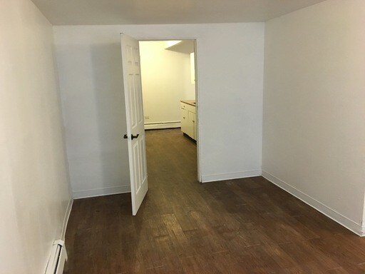 More Photos Of 1960 Dallas St, Aurora Apartments For Sale