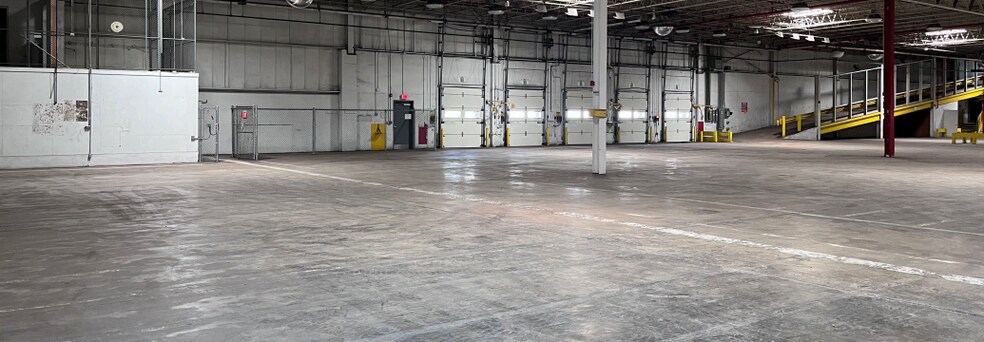 More Photos Of 291 W Wolfe St, Harrisonburg Warehouse For Lease