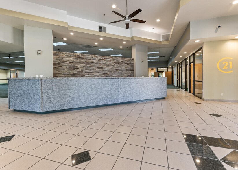 More Photos Of 2009 W Feemster Ave, Visalia Medical For Sale