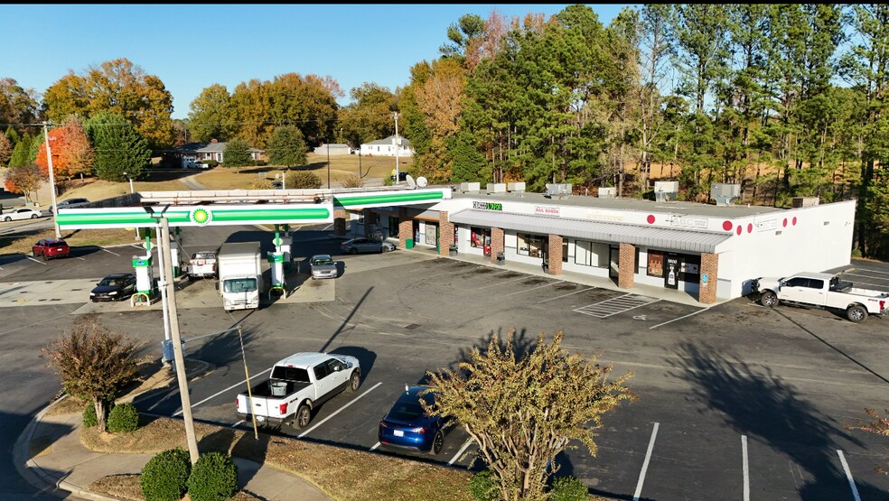 More Photos Of 860 Heckle Blvd, Rock Hill Unknown For Lease