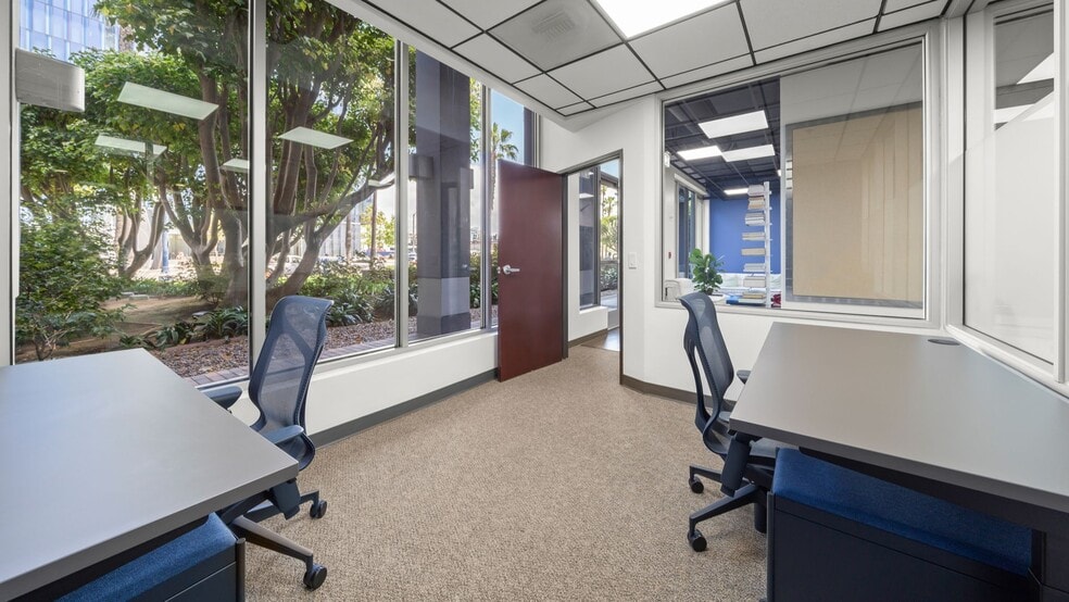 More Photos Of 400 W Ocean Blvd, Long Beach Apartments For Lease