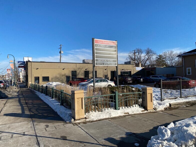 Primary Photo Of 515 W Lake St, Minneapolis Storefront Retail Office For Lease