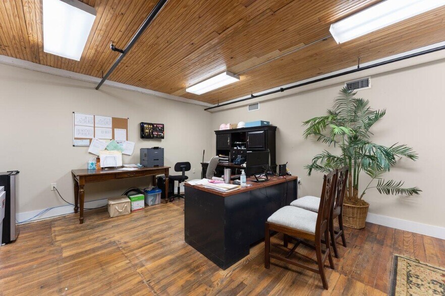 More Photos Of 625 Ryan St, Lake Charles Apartments For Sale